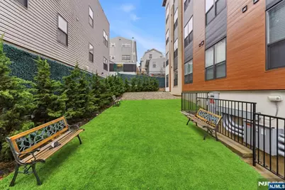 649 38th Street 203 #203, Union City, NJ 07087 - Photo 32