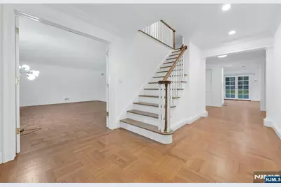 195 Elm Road, Englewood, NJ 07631 - Photo 4