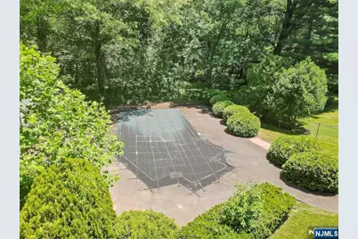 64 Overlook Drive, Woodcliff Lake, NJ 07677 - Photo 40