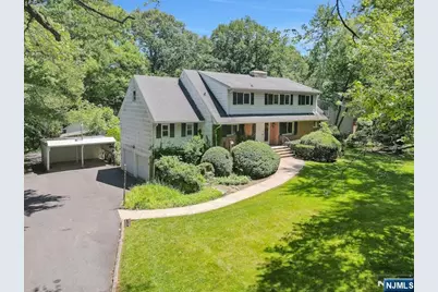 64 Overlook Drive, Woodcliff Lake, NJ 07677 - Photo 4