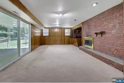 64 Overlook Drive, Woodcliff Lake, NJ 07677 - Photo 32