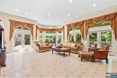 307 Daffodil Drive T307 #T307, Norwood, NJ 07648 - Photo 4