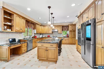 307 Daffodil Drive, Norwood, NJ 07648 - Photo 8