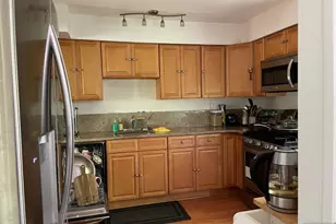 636 Kingsbridge Ln, Ridgewood, NJ 07450 - Photo 6