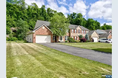 26-28 Primrose Lane, Sparta Township, NJ 07871 - Photo 2