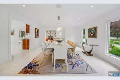 807 Sussex Road, Franklin Lakes, NJ 07417 - Photo 16