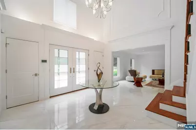 807 Sussex Road, Franklin Lakes, NJ 07417 - Photo 10