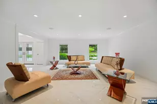 807 Sussex Rd, Franklin Lakes, NJ 07417 - Photo 12
