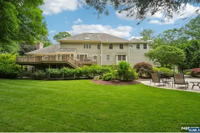 807 Sussex Road, Franklin Lakes, NJ 07417 - Photo 46