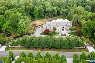 11 Margo Way, Alpine, NJ 07620 - Photo 2