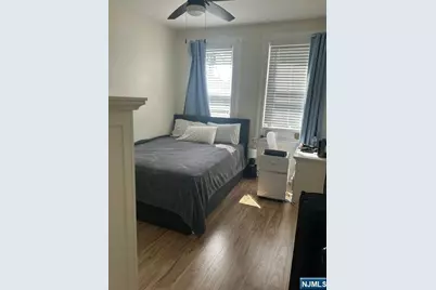 233 Clinton Street, East Orange, NJ 07018 - Photo 12