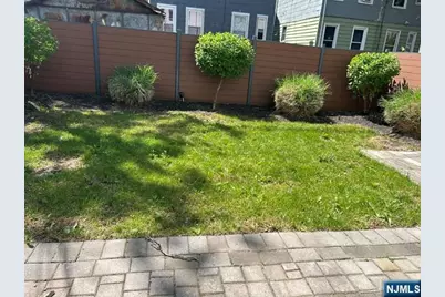 233 Clinton Street, East Orange, NJ 07018 - Photo 22