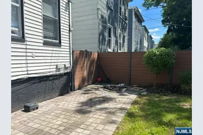 233 Clinton Street, East Orange, NJ 07018 - Photo 24