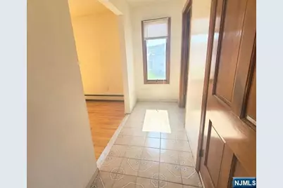 261 Highland Avenue 2nd Flr #2nd flr, Palisades Park, NJ 07650 - Photo 4