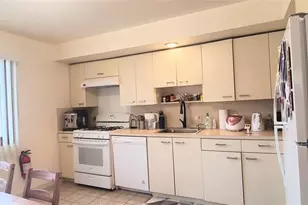 261 Highland Ave 2nd Flr, Palisades Park, NJ 07650 - Photo 8