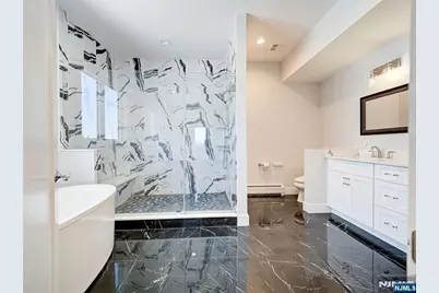 403 Northwood Way A #A, Palisades Park, NJ 07650 - Photo 16