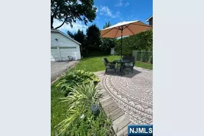 413 Morse Avenue Whole House #Whole House, Ridgefield, NJ 07657 - Photo 4