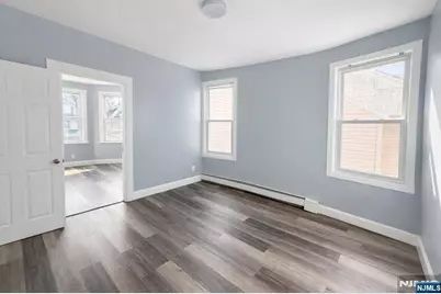 204 Demott Avenue 2 #2, Clifton, NJ 07011 - Photo 4