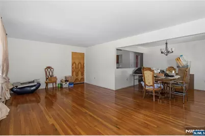164 Page Street, Elmwood Park, NJ 07407 - Photo 20