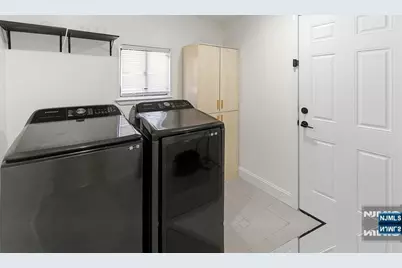 22 8th Avenue, Newark, NJ 07104 - Photo 10