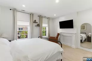 22 8th Ave, Newark, NJ 07104 - Photo 16