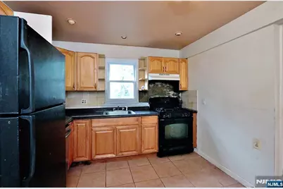 122 Dawes Highway, Pompton Lakes, NJ 07442 - Photo 6
