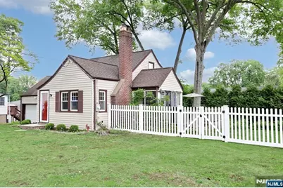191 4th Avenue, Westwood, NJ 07675 - Photo 34