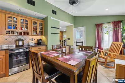 53 Yahara Avenue, Rutherford, NJ 07070 - Photo 12