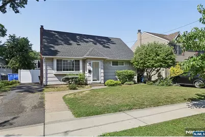 53 Yahara Avenue, Rutherford, NJ 07070 - Photo 2