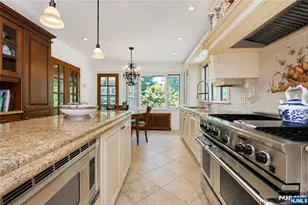 3 Highwood Pl, Alpine, NJ 07620 - Photo 8
