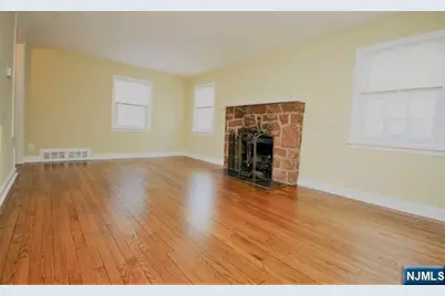 153 Sunset Lane, Tenafly, NJ 07670 - Photo 4