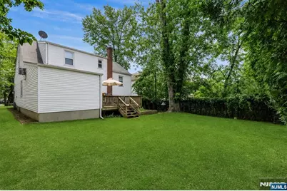 711 Rutland Avenue, Teaneck Township, NJ 07666 - Photo 16