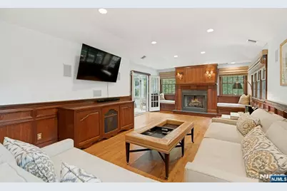 549 Lee Court, Wyckoff Township, NJ 07481 - Photo 16