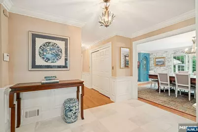 549 Lee Court, Wyckoff Township, NJ 07481 - Photo 4
