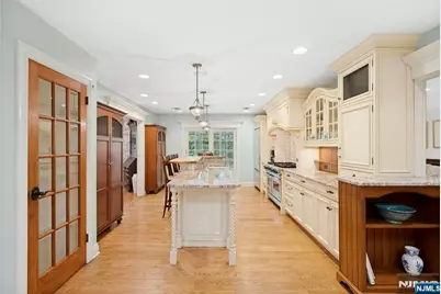 549 Lee Court, Wyckoff Township, NJ 07481 - Photo 8