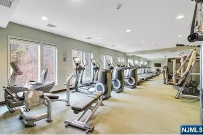 250 Henley Place 210 #210, Weehawken, NJ 07086 - Photo 36