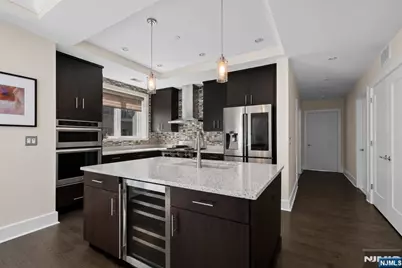 250 Henley Place 210 #210, Weehawken, NJ 07086 - Photo 12