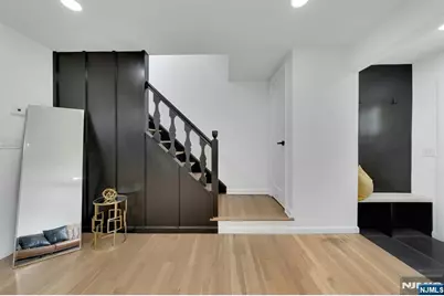 12 Lerome Place, Teaneck Township, NJ 07666 - Photo 10