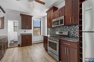 422 Madison Street 4R, Hoboken, NJ 07030 - Photo 1