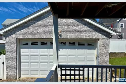 25 Dell Glen Avenue, Lodi, NJ 07644 - Photo 16
