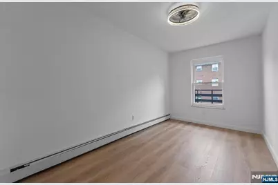 313 Grantwood Boulevard 6 #6, Palisades Park, NJ 07650 - Photo 12