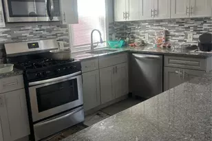 27 Richelieu Terrace, Newark, NJ 07106 - Photo 4