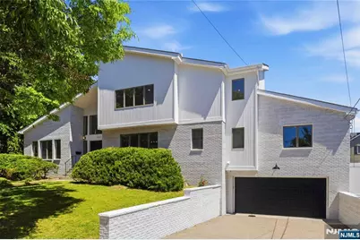 131 Haase Avenue, Paramus, NJ 07652 - Photo 2