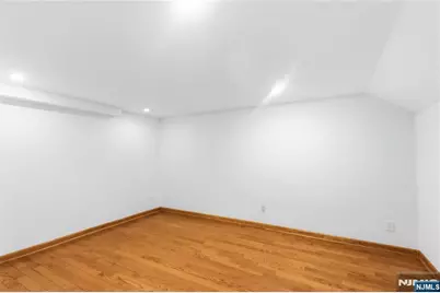 131 Haase Avenue, Paramus, NJ 07652 - Photo 38