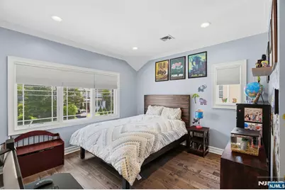 1077 Anderson, Fort Lee, NJ 07024 - Photo 26