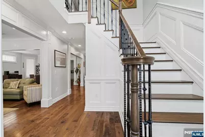 1077 Anderson, Fort Lee, NJ 07024 - Photo 10