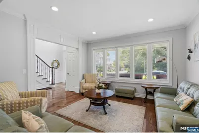 1077 Anderson, Fort Lee, NJ 07024 - Photo 12