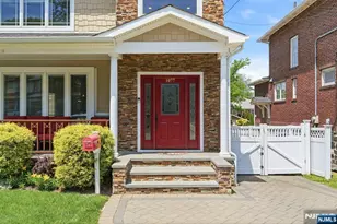 1077 Anderson, Fort Lee, NJ 07024 - Photo 2