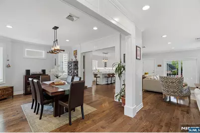 1077 Anderson, Fort Lee, NJ 07024 - Photo 6