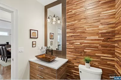 1077 Anderson, Fort Lee, NJ 07024 - Photo 16